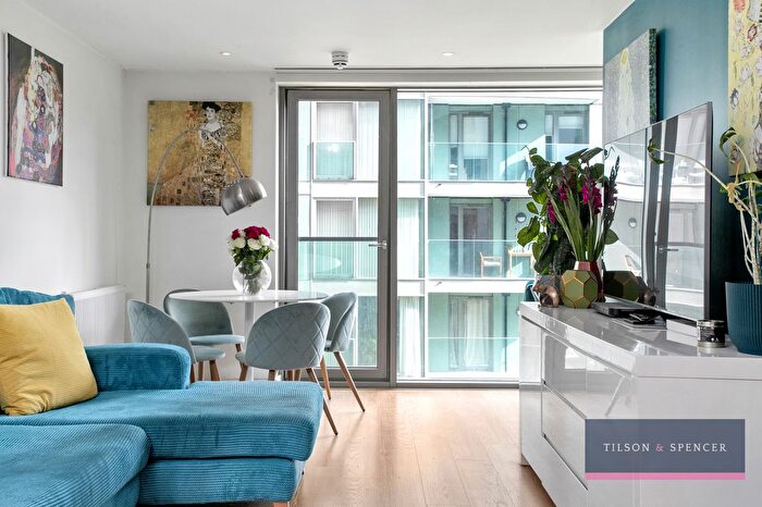 2 Bedroom Flat For Sale In Crane Heights, Waterside Way, N17