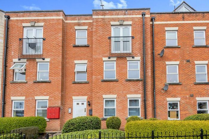 1 Bedroom Apartment To Rent In Old Town, SN1