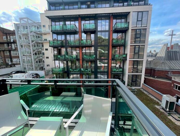 Studio To Rent In Finchley Road, NW3