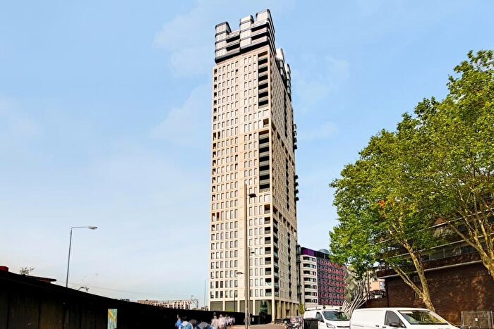 1 Bedroom Flat To Rent In Great Eastern Road London, E15