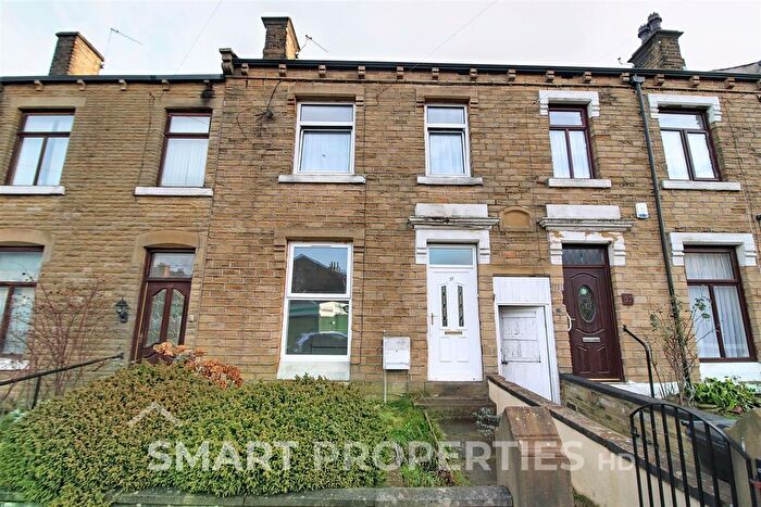3 Bedroom Terraced House To Rent In Thornton Lodge Road, Huddersfield, HD1