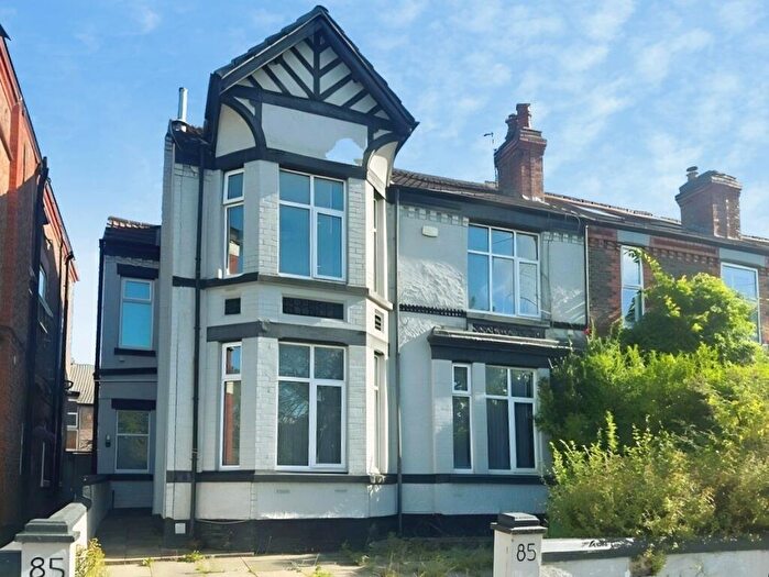 7 Bedroom Semi-Detached House For Sale In Park Road East, Birkenhead, CH41