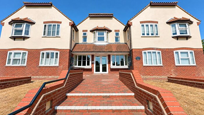 2 Bedroom Retirement Property For Sale In Elizabeth Court, Louise Close, Walton-on-the-Naze, CO14