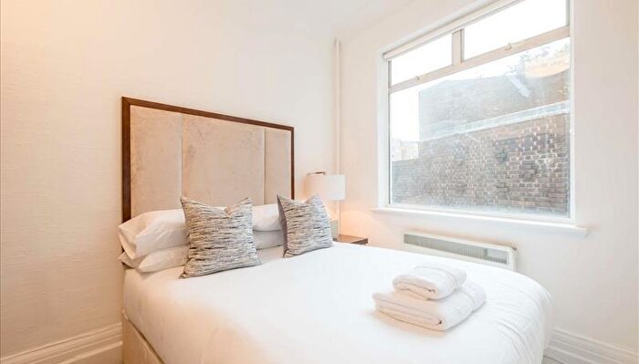 1 Bedroom Property To Rent In Park Road, London, NW8