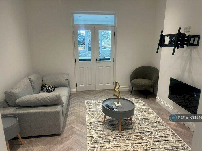 1 Bedroom Flat To Rent In Lewisham High Street, London, SE13