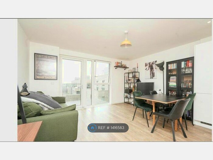 1 Bedroom Flat To Rent In Chamberlain Court, London, E13