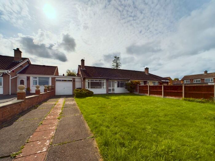 2 Bedroom Bungalow To Rent In Kirkstone Crescent, Carlisle, CA2