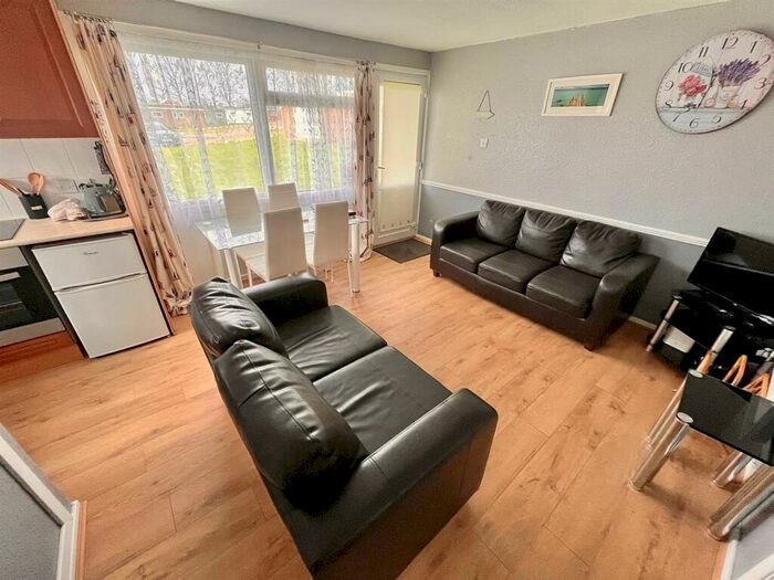 2 Bedroom Chalet For Sale In Hemsby, NR29