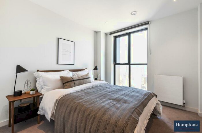 3 Bedroom Flat To Rent In Ten Degrees, George Street, Croydon, CR0