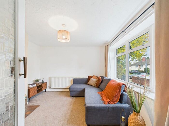 3 Bedroom Terraced House For Sale In Bishport Avenue, Bristol, BS13