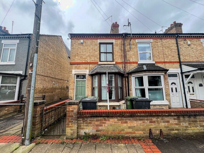 3 Bedroom End Of Terrace House To Rent In Belsize Avenue, Peterborough, PE2