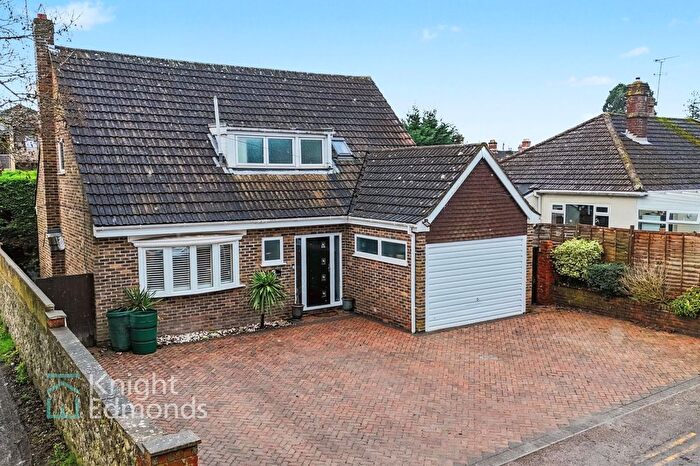 5 Bedroom Detached House For Sale In White Rock Place, Maidstone, ME16
