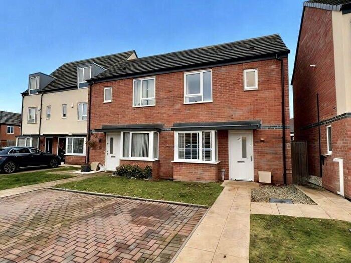 2 Bedroom Semi Detached House For Sale In Bolton Rise, Tipton, DY4