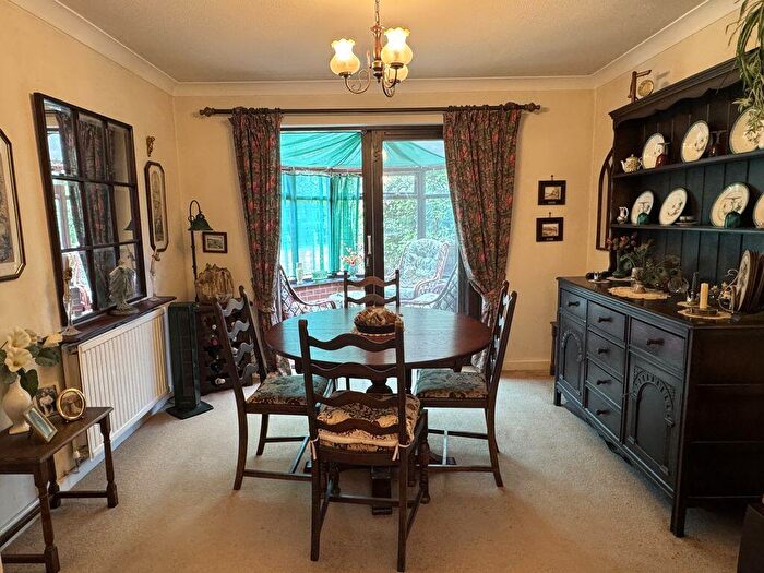 4 Bedroom Detached House For Sale In Shaw Drive, Sandford, Wareham, BH20 - Photo 6