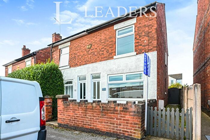 3 Bedroom Semi-Detached House To Rent In Leyton Avenue, Sutton In Ashfield, NG17