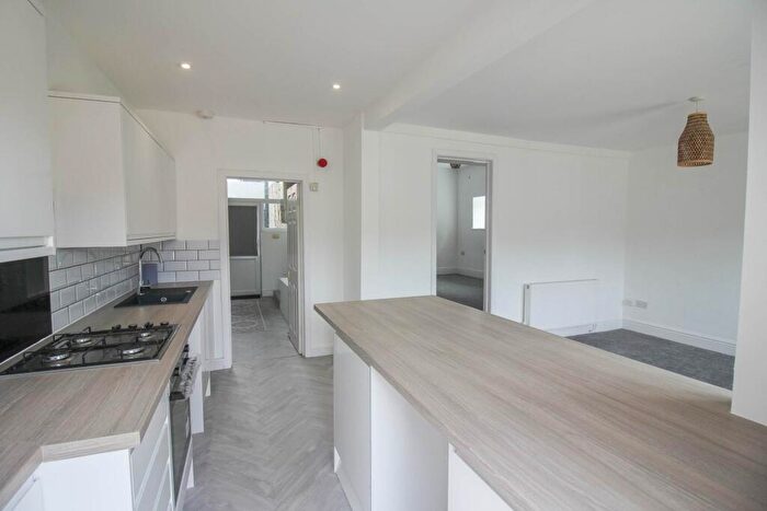 2 Bedroom Apartment For Sale In Charlton Road**Fully Refurbished**Garden & Parking**, BS23