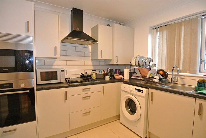 2 Bedroom Terraced House To Rent In Huntley Close, Stanwell, Staines-Upon-Thames, TW19