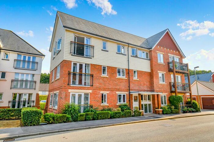 2 Bedroom Flat To Rent In Edenbrook, GU51
