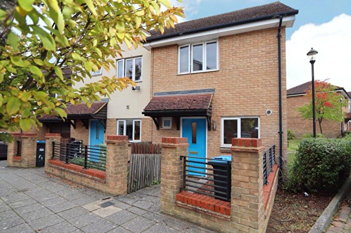 2 Bedroom End Of Terrace House For Sale In Cavan Way, Broughton, MK10