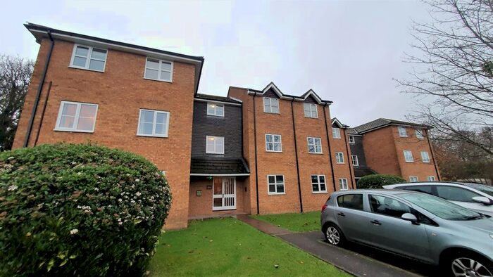 2 Bedroom Flat To Rent In Tennyson Avenue, Houghton Regis, Dunstable, LU5