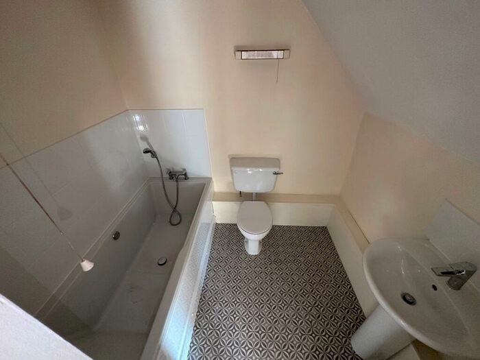 1 Bedroom Flat To Rent In High Street, Burton-On-Trent, DE14