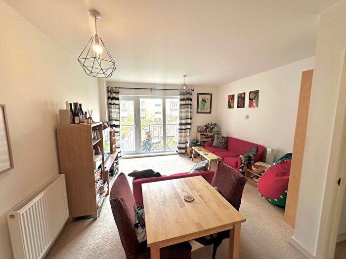 1 Bedroom Apartment For Sale In Whitestone Way, Croydon, CR0