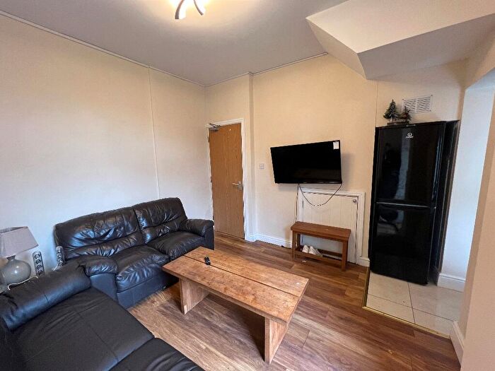 5 Bedroom Terraced House To Rent In Gladys Street, Cardiff(City), CF24