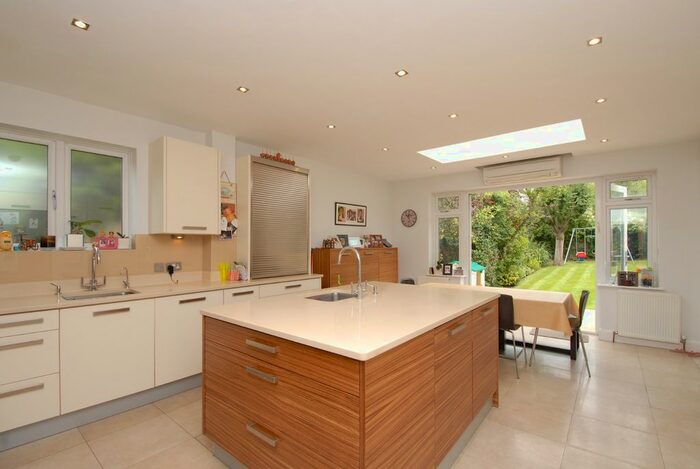 6 Bedroom Semi-Detached House To Rent In Dorchester Gardens, Hampstead Garden Suburb, NW11