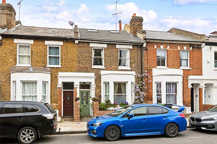 3 Bedroom Terraced House For Sale In Bulwer Street, London, W12