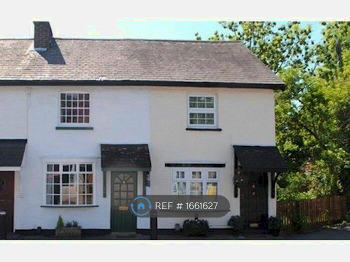 2 Bedroom Terraced House To Rent In Old Mill Road, Kings Langley, WD4