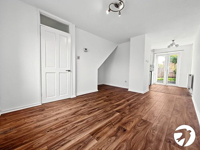 2 Bedroom End Of Terrace House To Rent In Halifield Drive, Belvedere, DA17