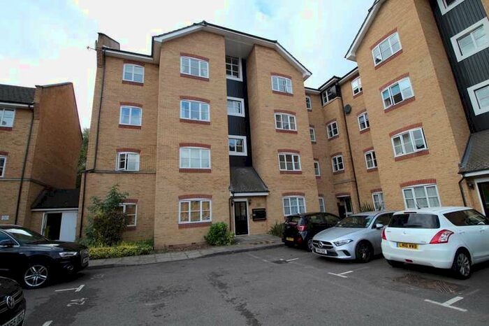 2 Bedroom Apartment To Rent In Stephenson Wharf, Hemel Hempstead, HP3