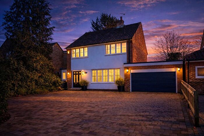 5 Bedroom Detached House For Sale In Three Bridges Road, Crawley, RH10