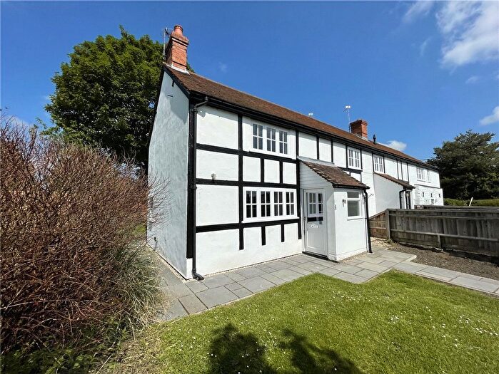 3 Bedroom Cottage For Sale In Church Lane, Chalgrove, Oxford, Oxfordshire, OX44
