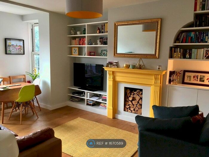 2 Bedroom Flat To Rent In Pembury Road, London, E5