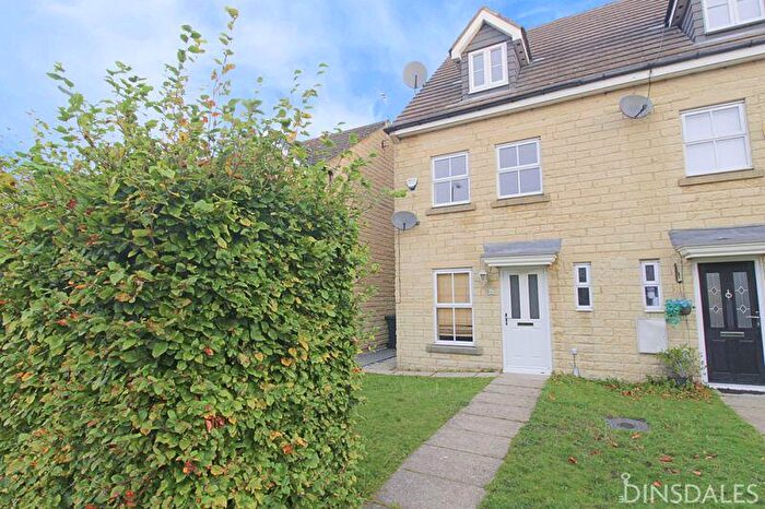 4 Bedroom Town House To Rent In Meldon Way, Clayton Heights, Bradford, BD6