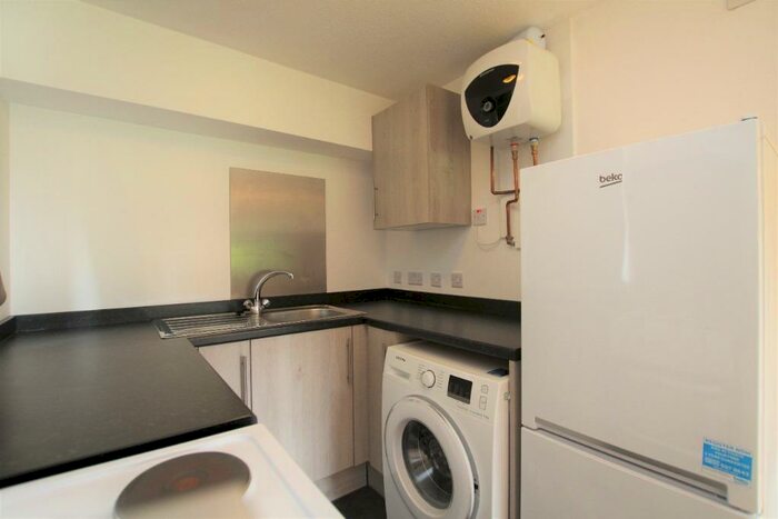 Flat To Rent In Alyth Drive, Polmont, FK2