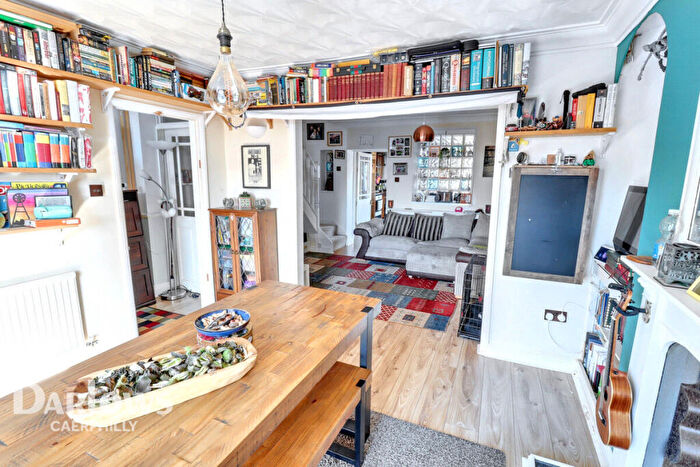 3 Bedroom Semi-Detached House For Sale In Kings Hill, Hengoed, CF82