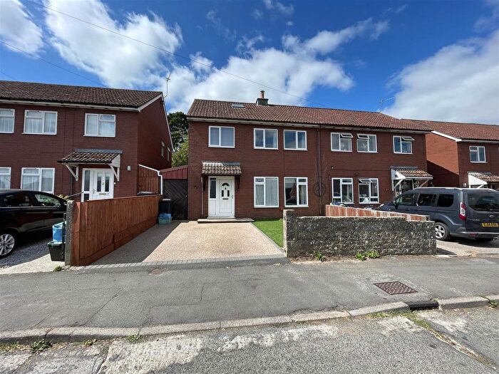 3 Bedroom Semi Detached House For Sale In Ivelway, Crewkerne - No Onward Chain, TA18
