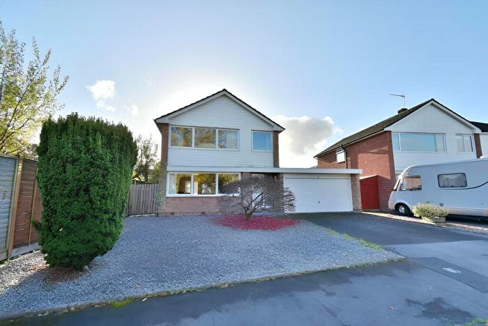 4 Bedroom Detached House To Rent In Darley Road, Ferndown, BH22