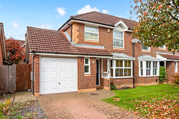 3 Bedroom Semi-detached House For Sale In Durfold Road, Horsham, RH12