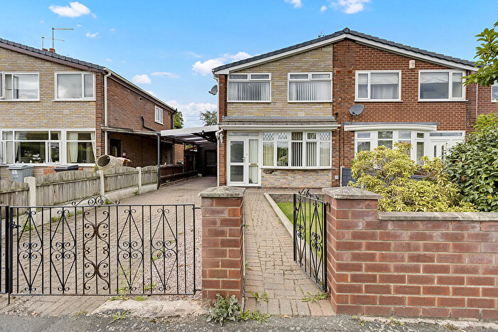 3 Bedroom Semi-Detached House For Sale In Long Lane, Middlewich, CW10