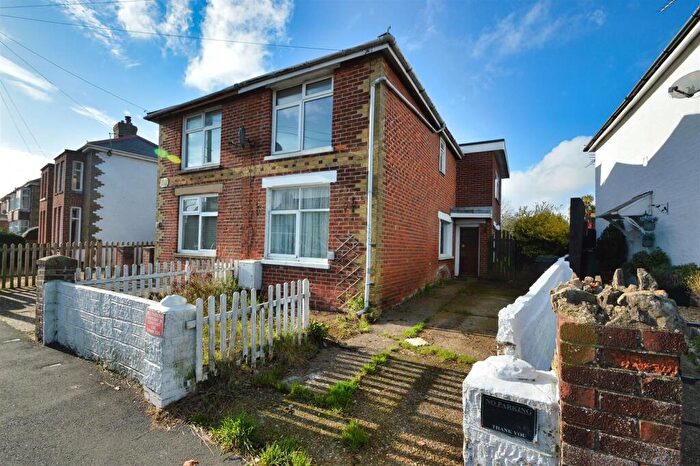 3 Bedroom Semi-Detached House For Sale In Elmfield, Ryde, PO33