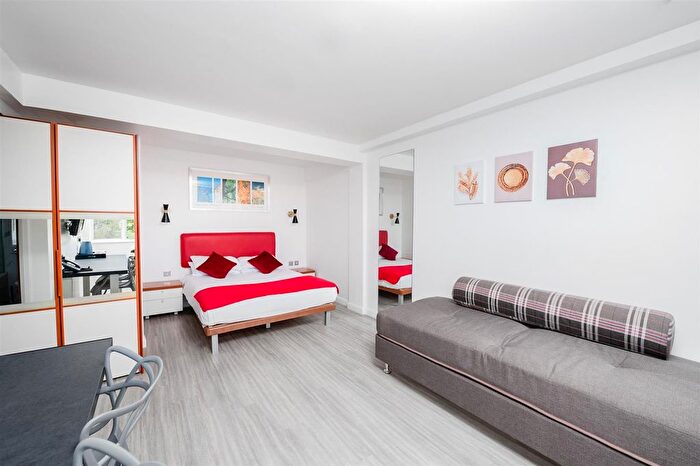 1 Bedroom Flat To Rent In Roland House, Roland Gardens, London, SW7