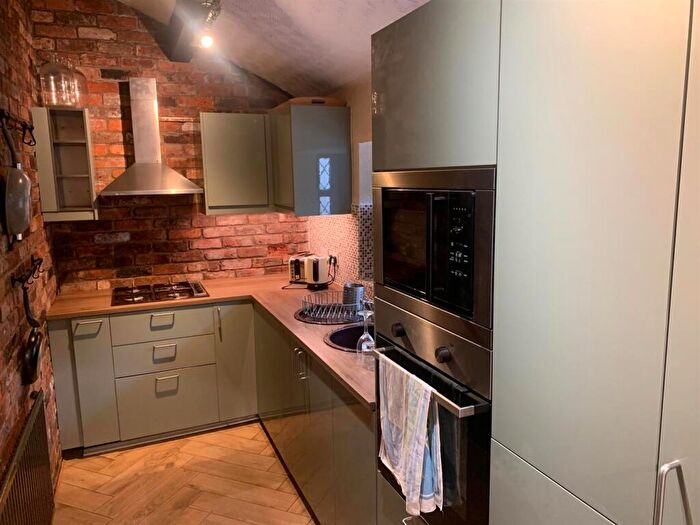 2 Bedroom Terraced House To Rent In Manor Drive, Chorlton, Manchester, M21