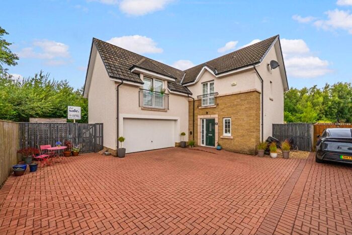 5 Bedroom Detached House For Sale In Castleton Crescent, Falkirk, FK2