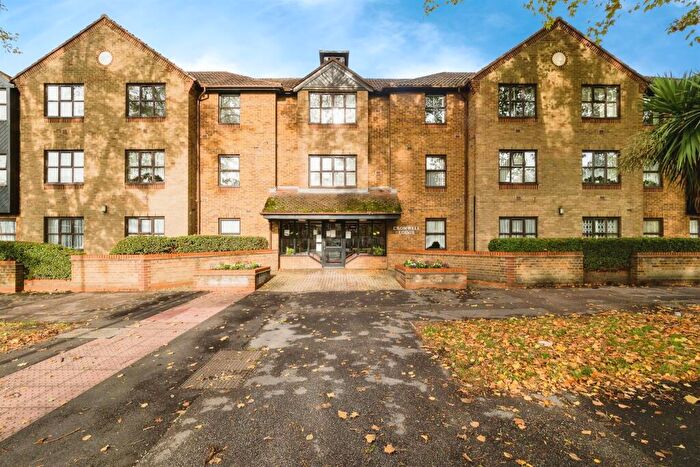 1 Bedroom Retirement Property For Sale In Longbridge Road, Barking, IG11