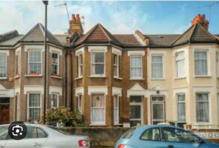 2 Bedroom Flat To Rent In Berners Road, London, N22