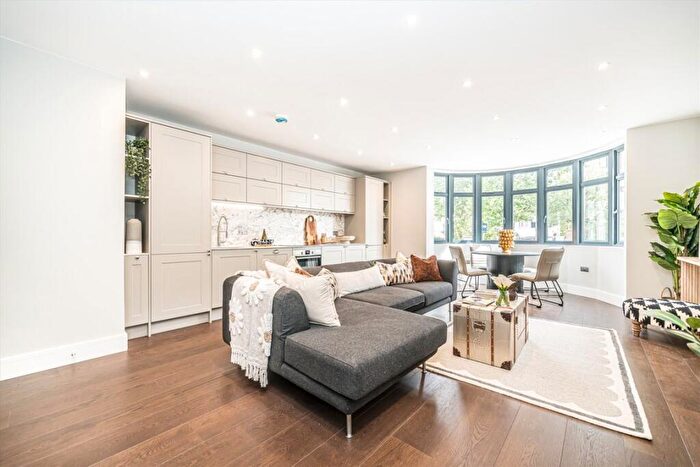 1 Bedroom Flat For Sale In Brondesbury Park, Brondesbury Park, NW6