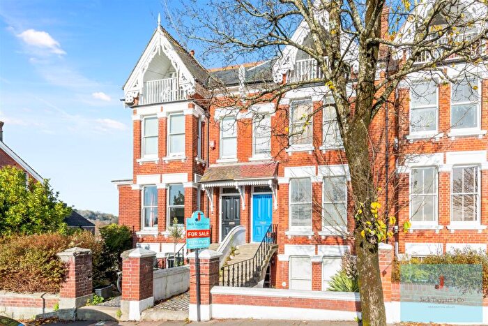 1 Bedroom Apartment For Sale In Preston Drove, Brighton, BN1